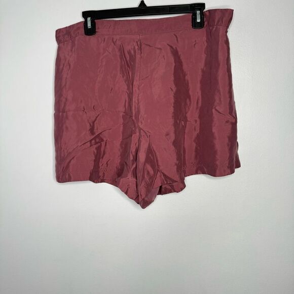 Athleta shorts size 1X - Picture 2 of 5